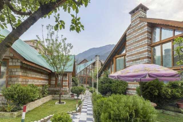 Royal Kalinga Cottages Manāli Екстериор снимка